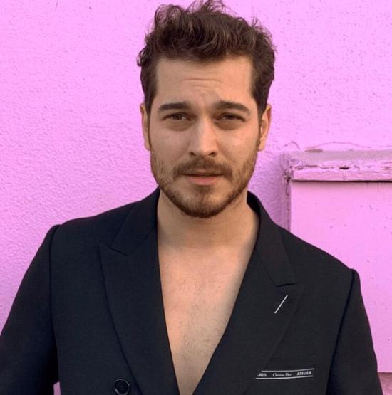 Esra Bilgiç sette kriz çıkarınca kadrodan çıkarıldı
