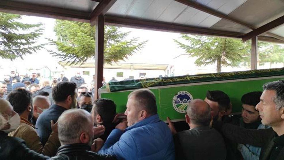 Acun Ilıcalı iş arkadaşının cenaze törenine katıldı