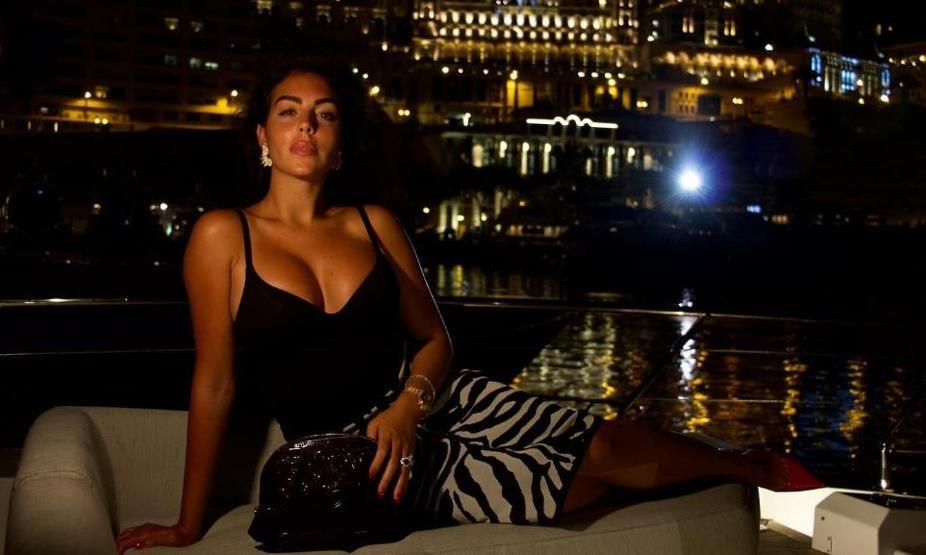 Cristiano Ronaldo sevgilisi Georgina Rodrigueze maaş veriyor
