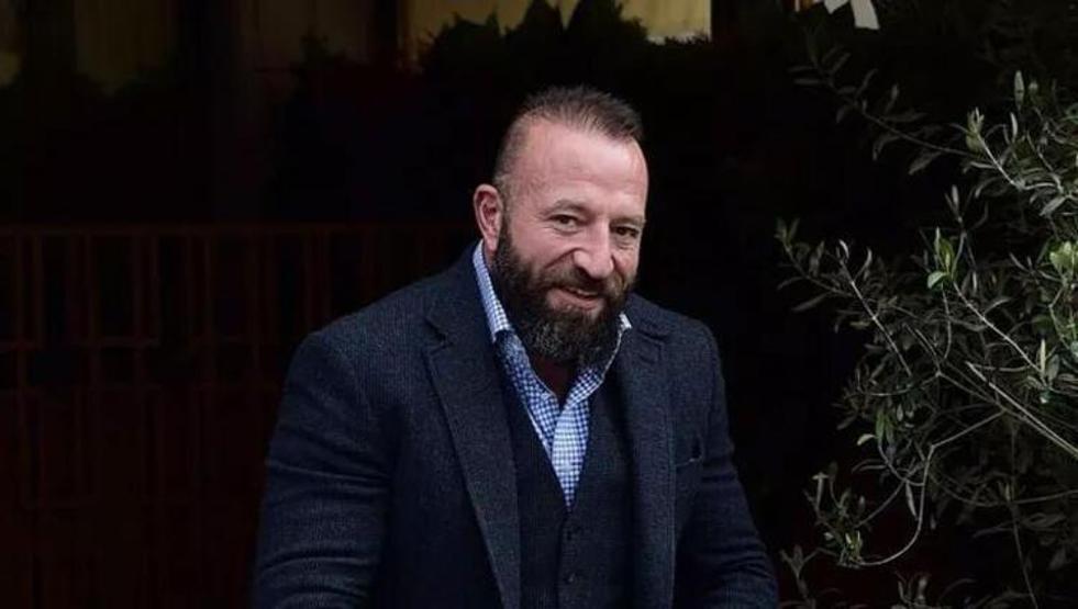 Aslı Enverin fit görüntüsü dikkatlerden kaçmadı