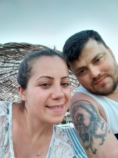 Uzaklaştırma kararı aldırdığı eşi tarafından öldürüldü
