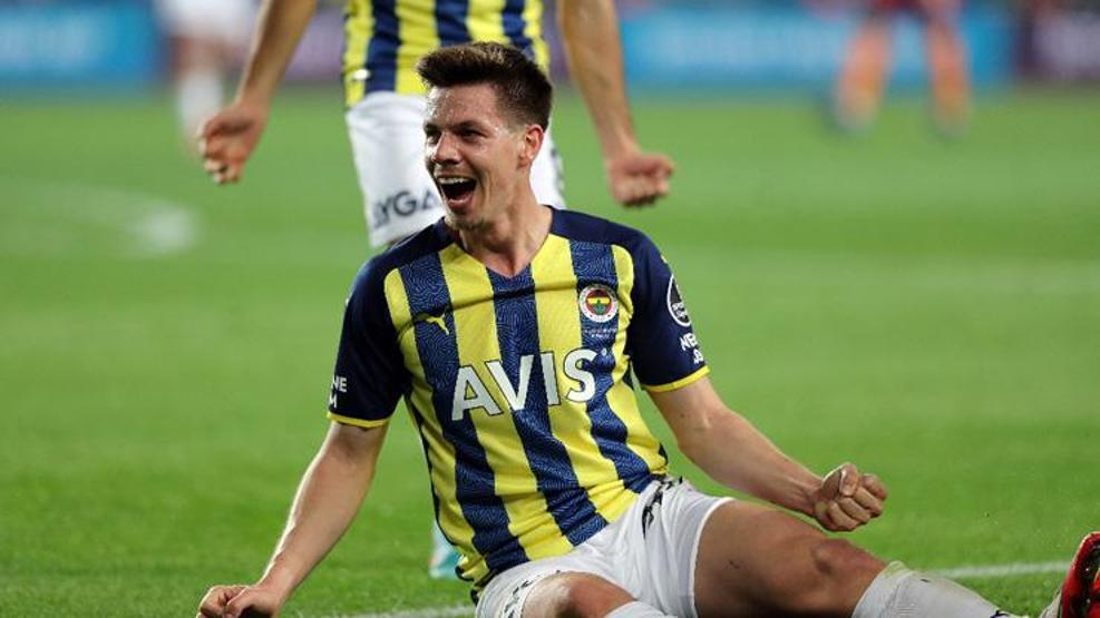 Son dakika... Fenerbahçeden Şampiyonlar Ligi için dev adım