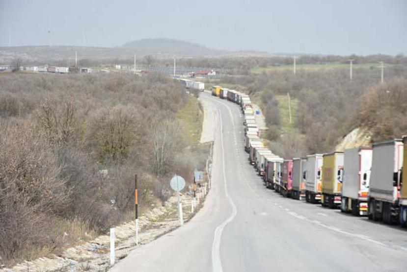 TIR şoförlerinin kaçak göçmen sorunu
