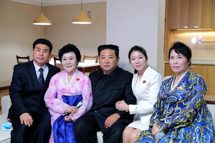 Kim Jong-undan cömert hediye Gözyaşlarını tutamadı
