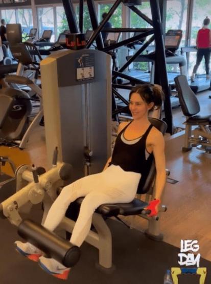 Hande Ataizi, sevgilisi Dinç Aydoğdu ile antrenmanda
