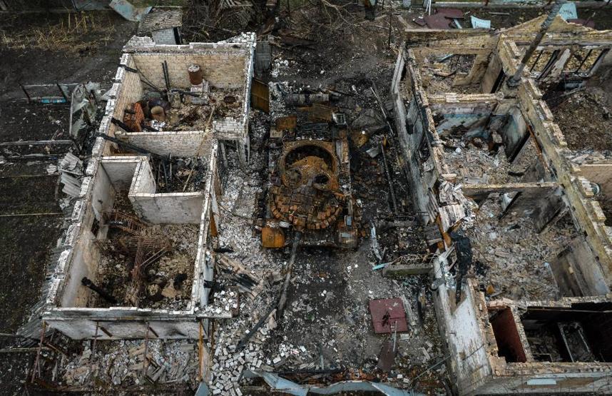 Yeni savaş stratejisi: Ukrayna Rus annelere ceset fotoğrafları yolluyor