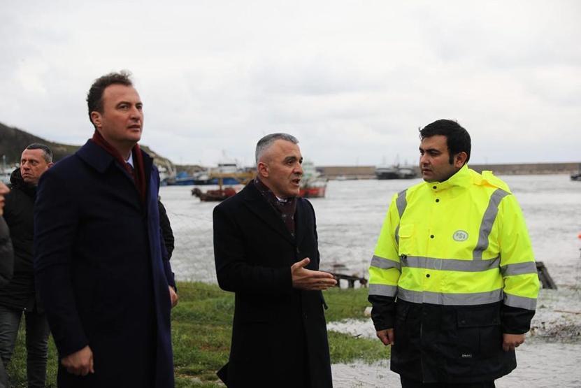 İstanbula su sağlayan barajlar taştı Tarım arazileri sular altında kaldı