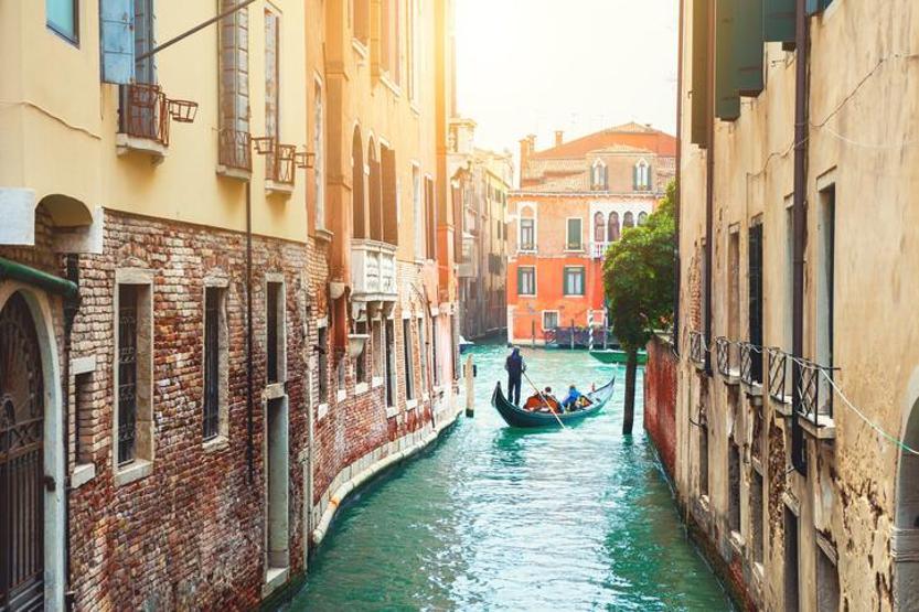 Venedikte turistlerden ayakbastı ücreti alınacak