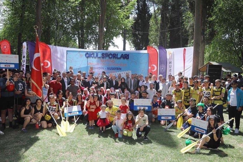 Nusaybinde ilk kez rafting yarışması düzenlendi