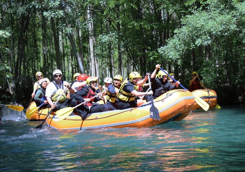 Nusaybinde ilk kez rafting yarışması düzenlendi