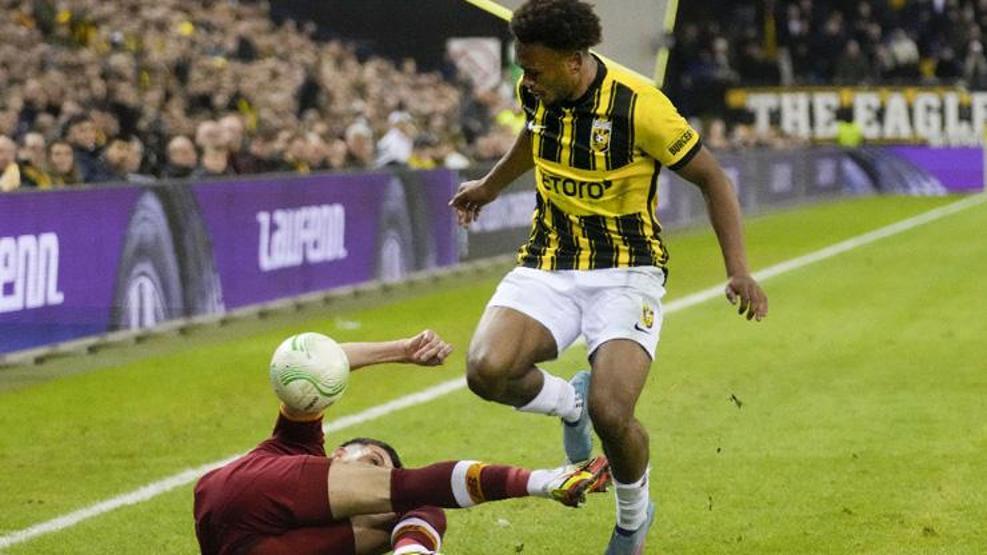Son dakika... Fenerbahçeye Belçikalı golcü: Lois Openda