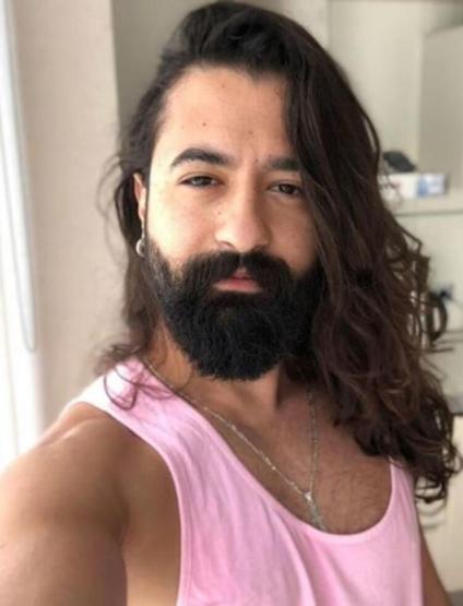 Koray Avcının çocukluk fotoğrafı şaşırttı