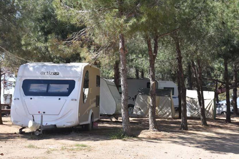 Egenin turistik ilçelerinde kamp fiyatları 60 TLden başlıyor