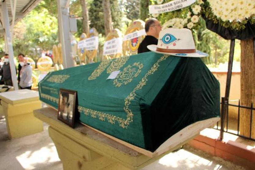 Rapçi Berk Bayındır son yolculuğuna uğurlandı