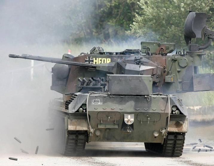 Almanya Federal Meclisinden ağır silah sevkiyatına onay Ukraynaya hangi silahlar gönderilecek