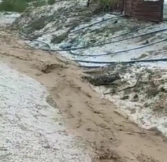 Malatya’da sağanak ve dolu etkili oldu