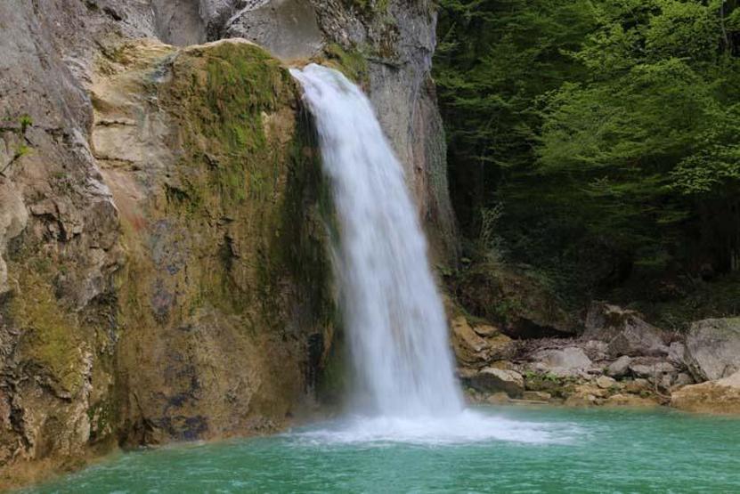 Karadeniz’in saklı cenneti Ilıca Şelalesi’ne ziyaretçi akını