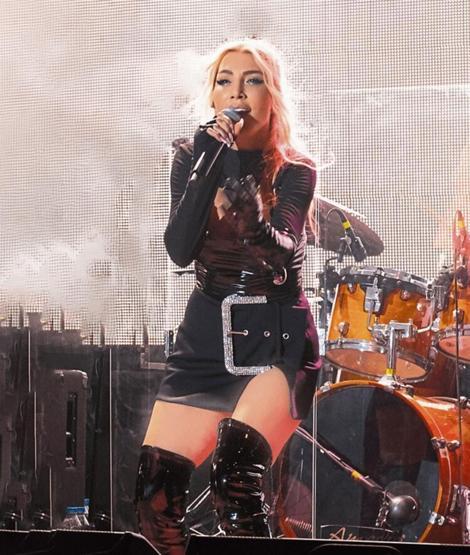 Hande Yener: Çılgınlığı seviyorum