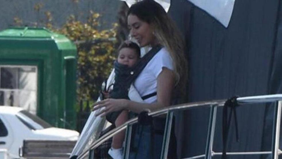 Doğuma günler kala Sinem Kobaldan karnı burnunda ilk poz