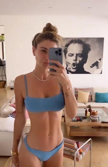 Şeyma Subaşı paylaştığı bikinili görüntüsüyle olay yarattı