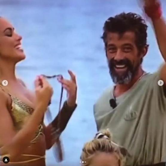 Survivor şampiyonu yatağında ölü bulundu