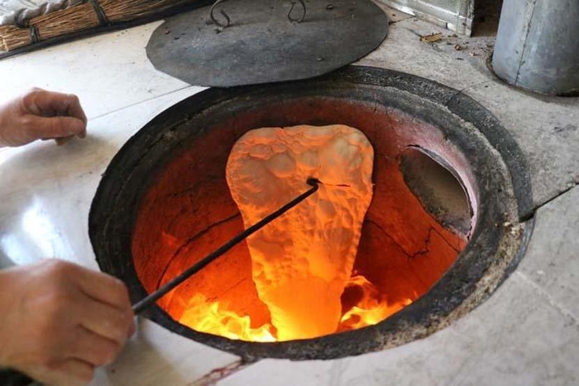 Beş bin yıllık sistemde ekmek üretti, talepleri yetiştiremiyor