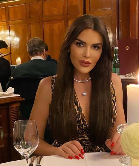 Selin Ciğerci ve Gökhan Çıra ikinci kez evlendi
