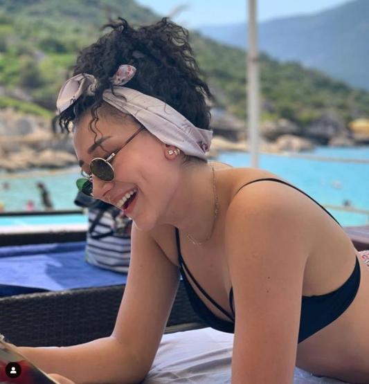 Hande Baladın sevgilisiyle poz verdi