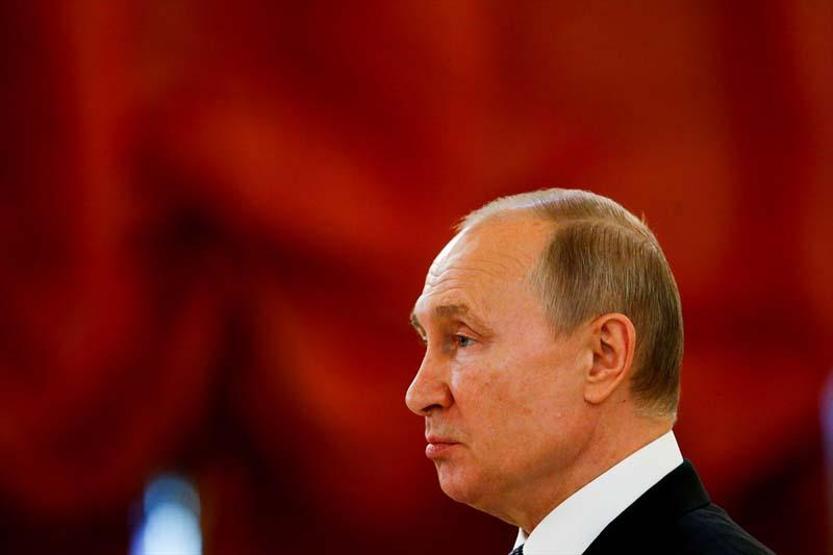 Yine aynı hareketi yaptı: Putin kanser mi
