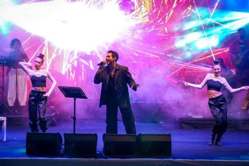 Cem Beleviden İrem Dericiye gönderme