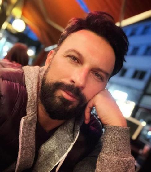 Tarkan aldığı haberle yıkıldı