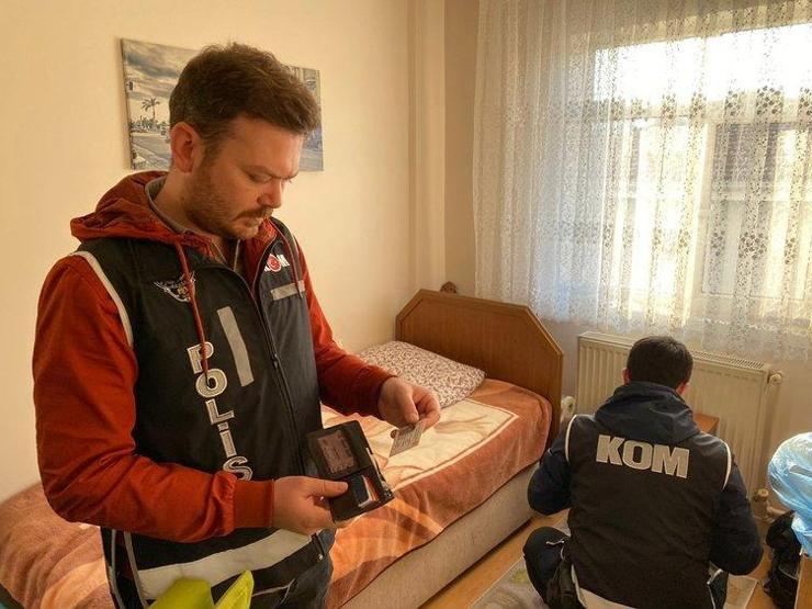Hastane hastane gezip hastalıklı kan vermiş