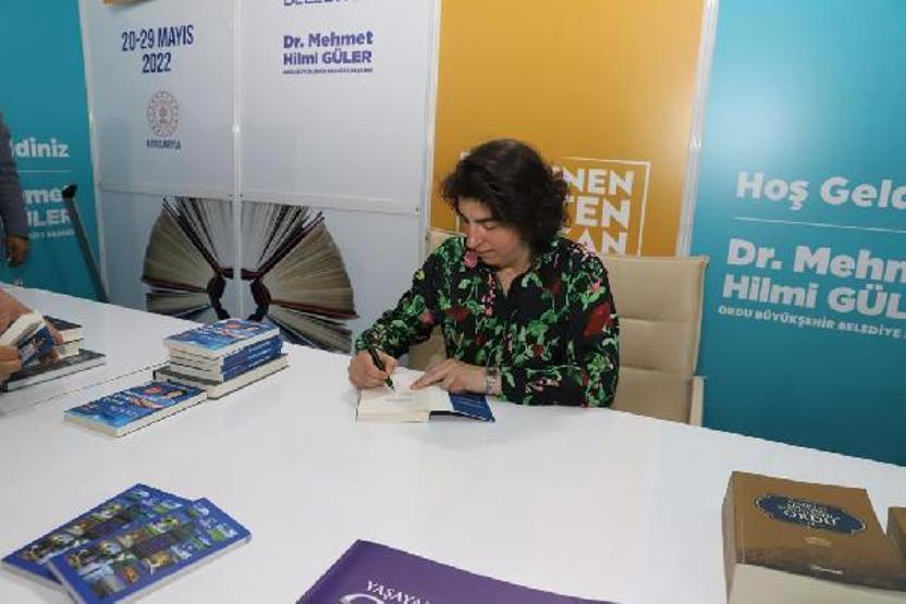Avrupa’da ilk yapay kalp naklini yapan Dr. Dilek Gürsoy’dan stres uyarısı