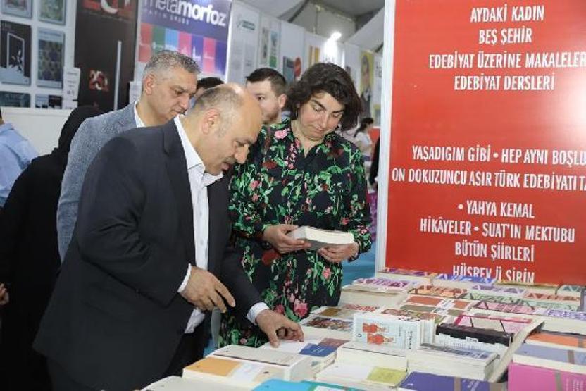 Avrupa’da ilk yapay kalp naklini yapan Dr. Dilek Gürsoy’dan stres uyarısı