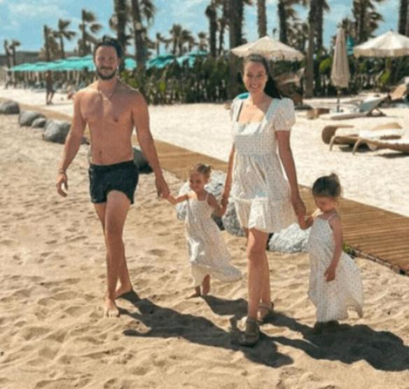 Pelin Akil ve Anıl Altanın tatil keyfi