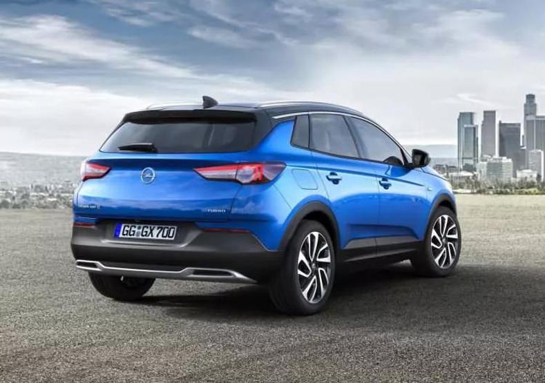 Opel Grandland Türkiye fiyatı açıklandı İşte özellikleri...