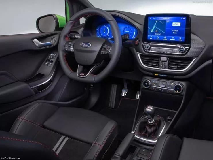 Opel Grandland Türkiye fiyatı açıklandı İşte özellikleri...