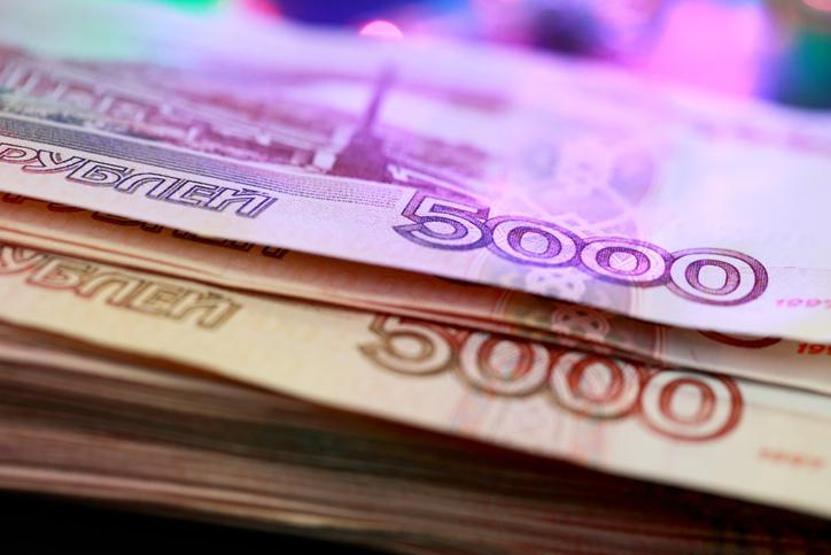 Rus rublesinde dalgalanma: Faiz kararının ardından değer kaybetti