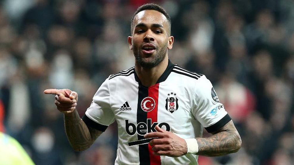 Son dakika... Alex Teixeira Beşiktaşa veda etti