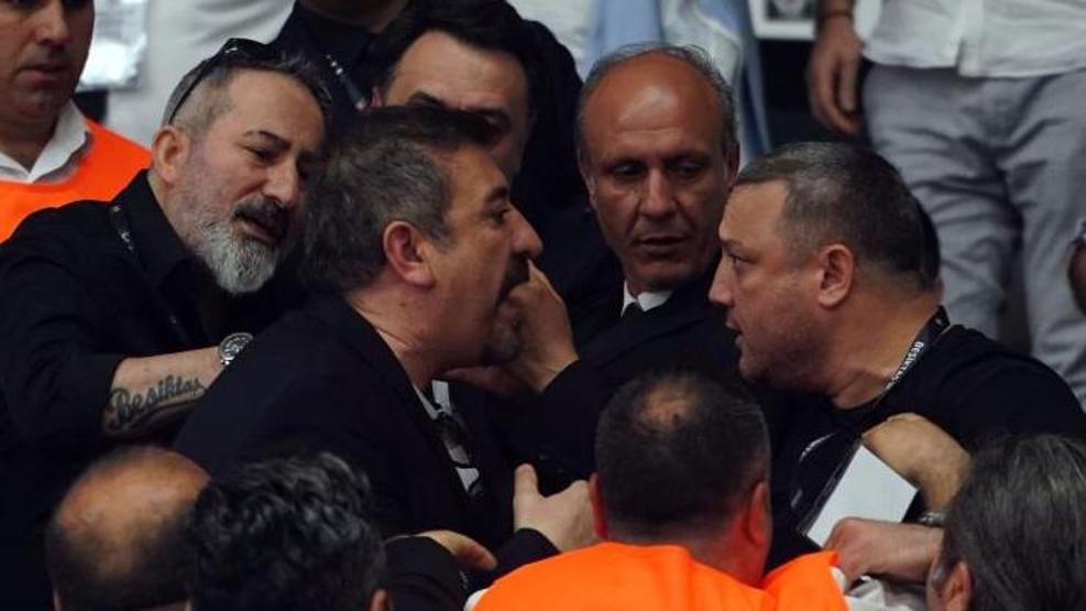 Son dakika... Beşiktaş kongresinde kavga Polis müdahale etti