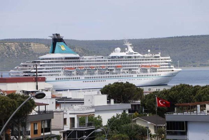 Çanakkaleye 45 kruvaziyerle 15 bin turist geliyor