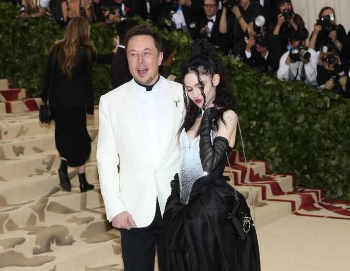 Elon Musk hakkında şaşırtan iddia: Sevgilisini annesi buldu