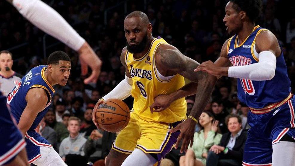 Son dakika... LeBron James servetiyle NBAde bir ilki başardı