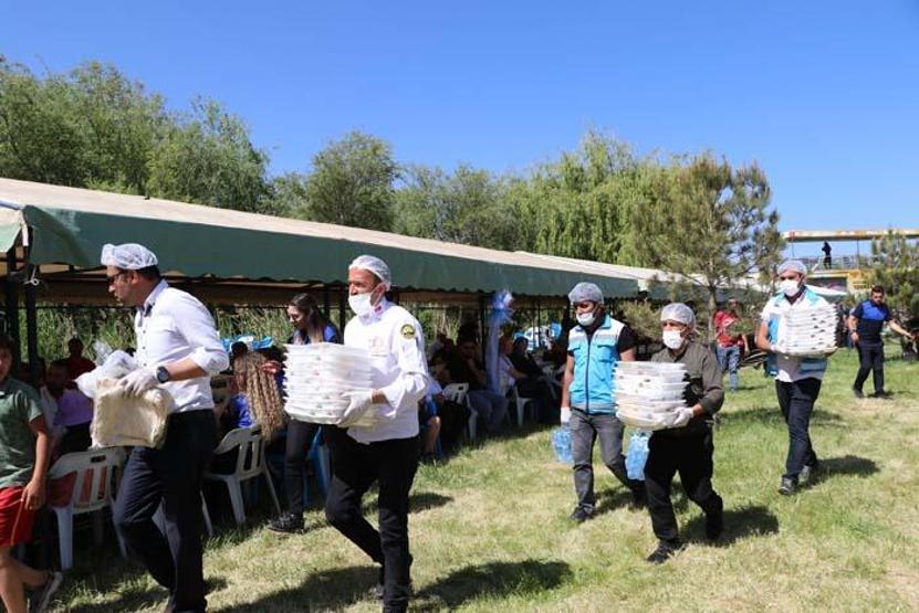 Vanda tarihi kalede Dünya Kahvaltı Günü etkinliği