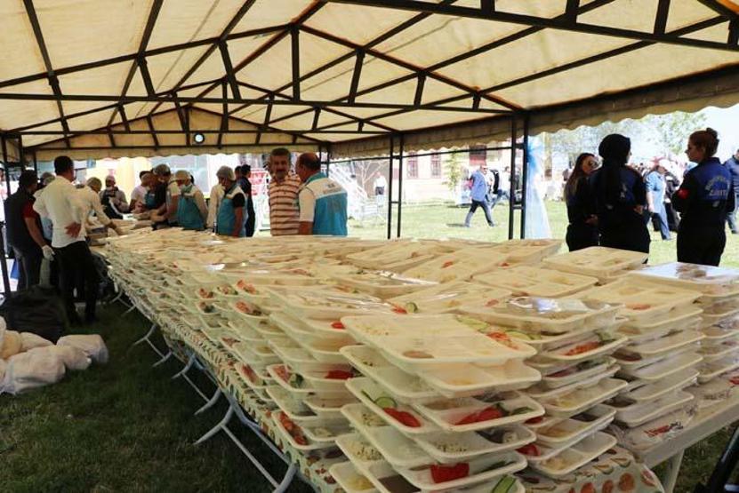 Vanda tarihi kalede Dünya Kahvaltı Günü etkinliği