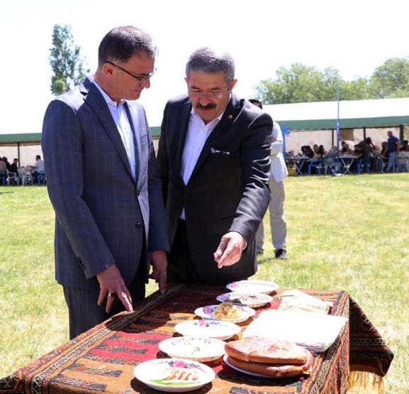 Vanda tarihi kalede Dünya Kahvaltı Günü etkinliği