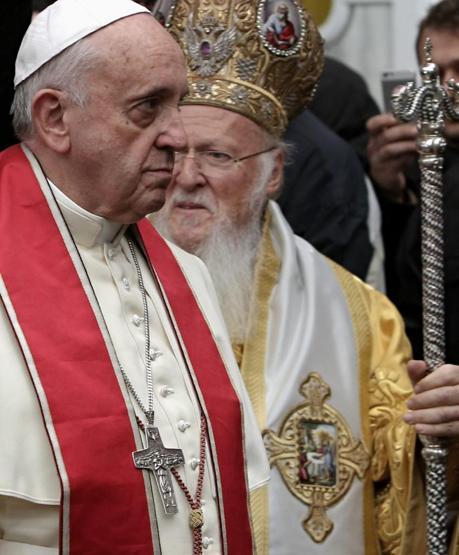 Sağlık sorunları bulunan Papa Francis görevi bırakacak mı