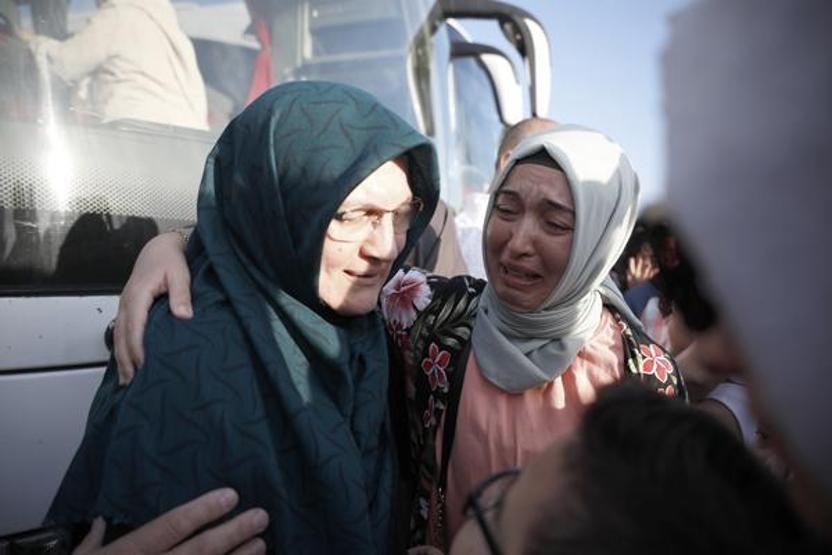 Pandemi sonrasında ilk hac kafilesi Haremden uğurlandı