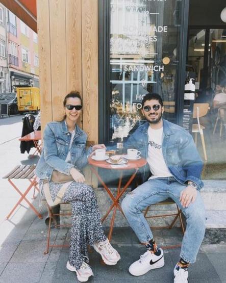 İrem Helvacıoğlu ve Yolaç Özcan denizde aşka geldi