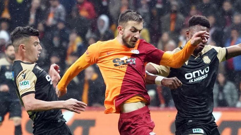 Son dakika... Beşiktaş ve Galatasaray Halil Dervişoğlu için yarışıyor
